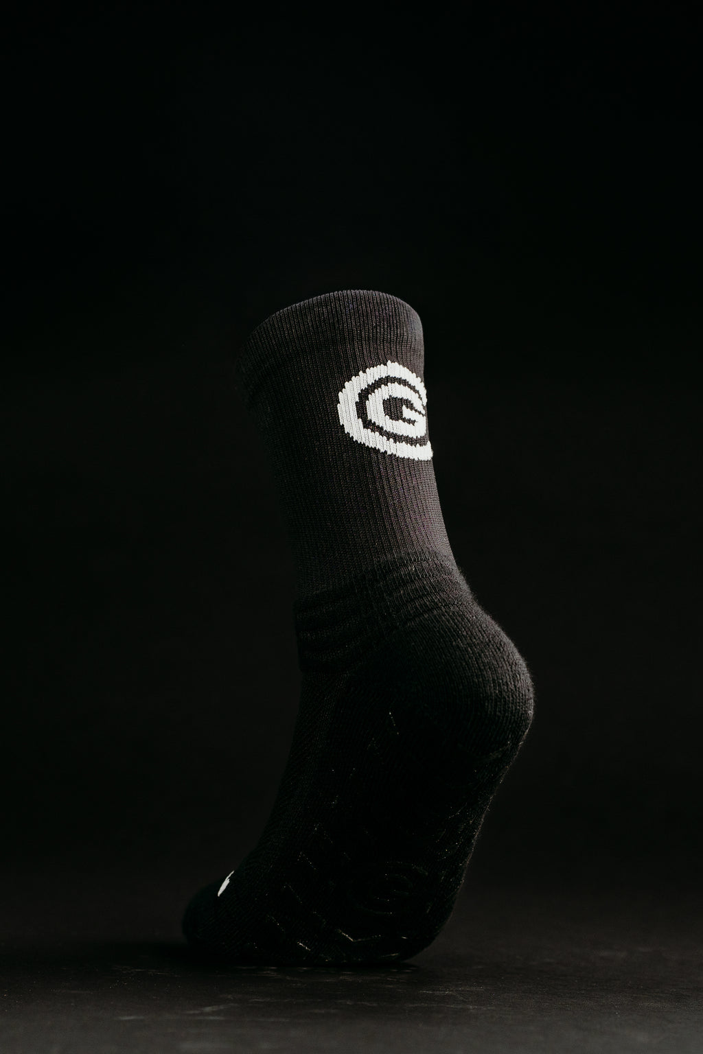 GRIP SOCKS 1ST EDITION - THE BLACKOUT