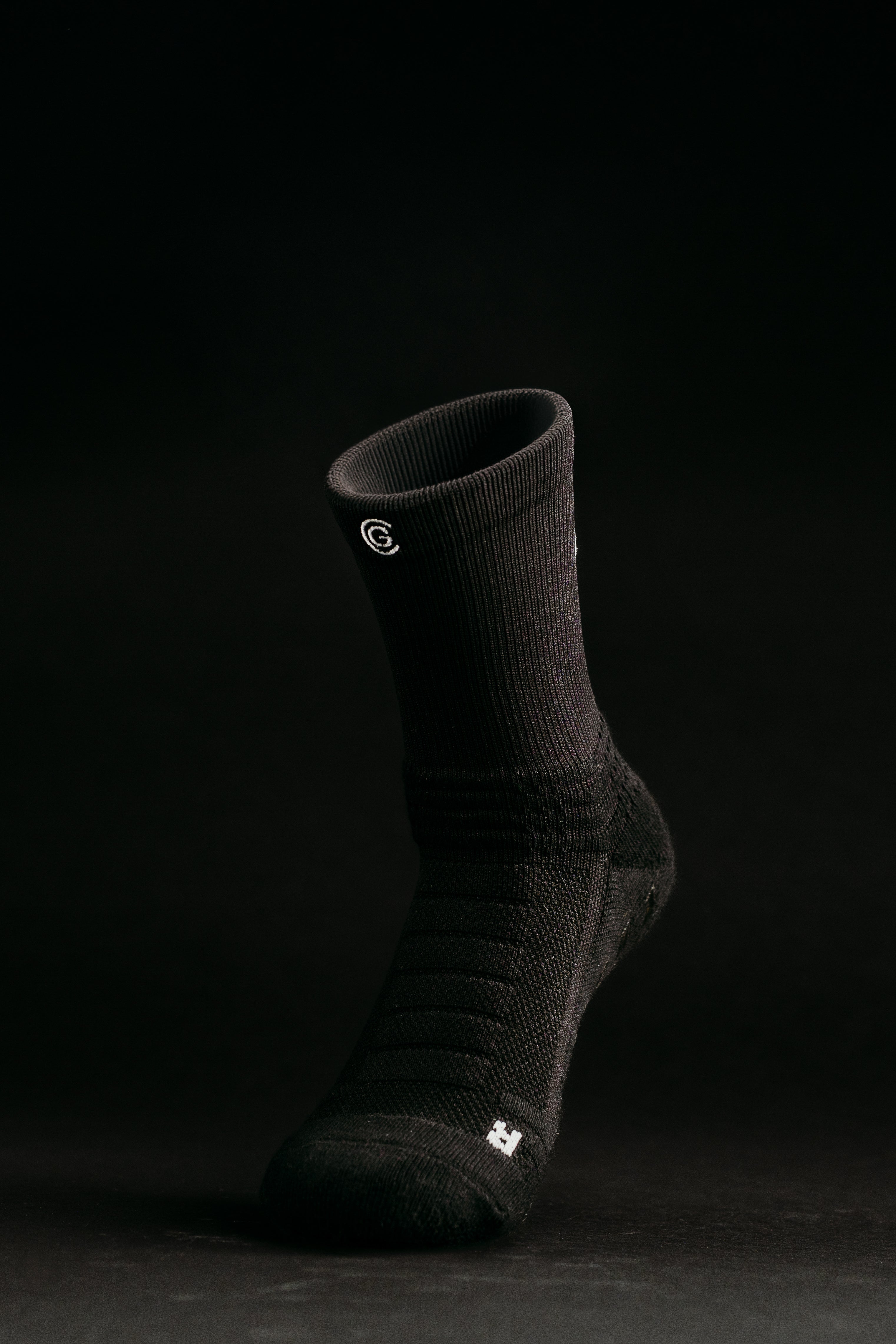 GRIP SOCKS 1ST EDITION - THE BLACKOUT