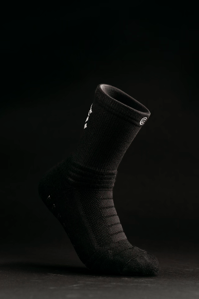 GRIP SOCKS 1ST EDITION - THE BLACKOUT